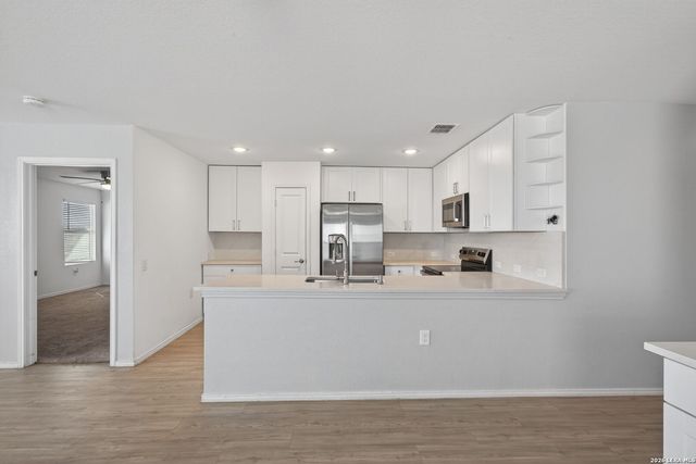 1032 WORSHAN TER, San Antonio, TX 78221