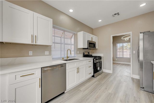 419 Viewmont Drive, Henderson, NV 89015