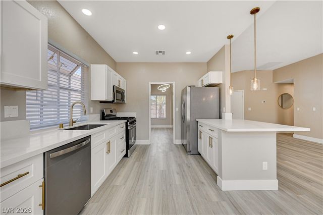 419 Viewmont Drive, Henderson, NV 89015
