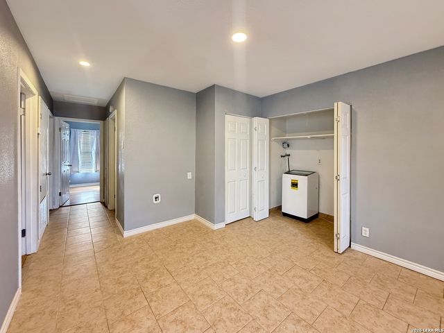 114 Shadowlight Terrace, San Antonio, TX 78233