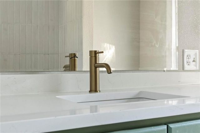 401 W Adams Street, Pittsburg, KS 66762