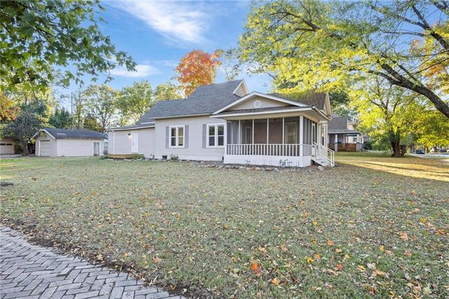 401 W Adams Street, Pittsburg, KS 66762