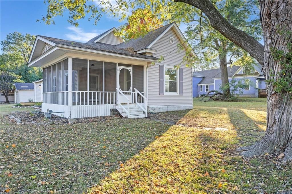 401 W Adams Street, Pittsburg, KS 66762