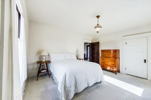 2220 E Street, Eureka, CA 95501