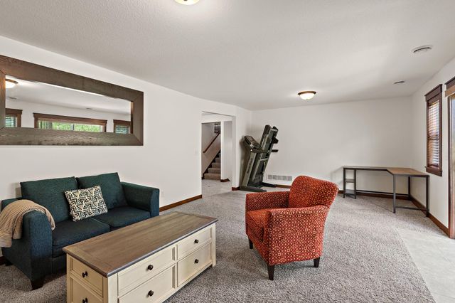 19820 Itea Avenue, Lakeville, MN 55044