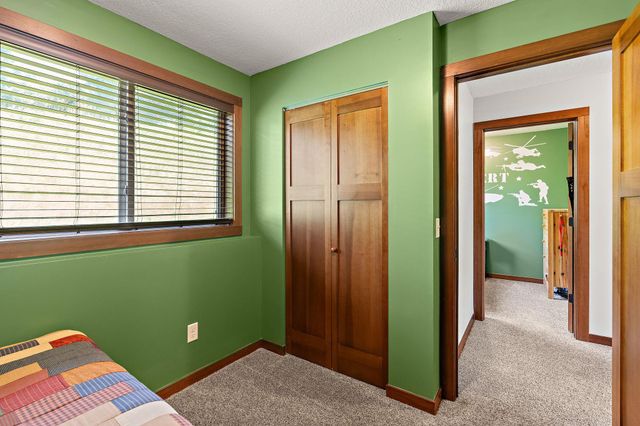 19820 Itea Avenue, Lakeville, MN 55044
