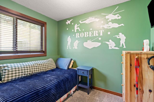 19820 Itea Avenue, Lakeville, MN 55044