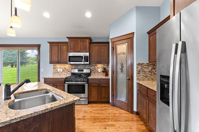 19820 Itea Avenue, Lakeville, MN 55044