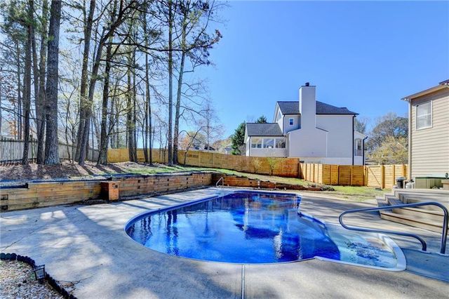 2779 Lake Forest Trail, Lawrenceville, GA 30043