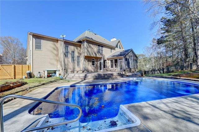 2779 Lake Forest Trail, Lawrenceville, GA 30043