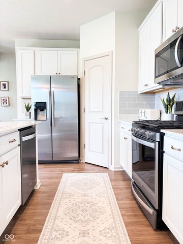 6799 Seattle Slew Drive, Whitestown, IN 46075