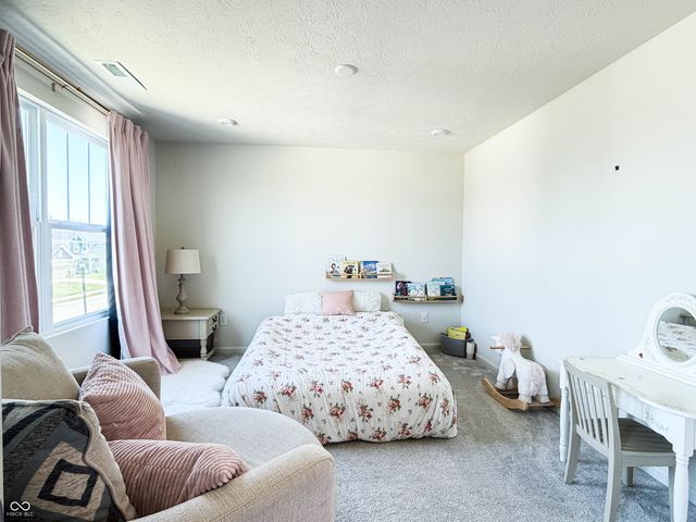 6799 Seattle Slew Drive, Whitestown, IN 46075