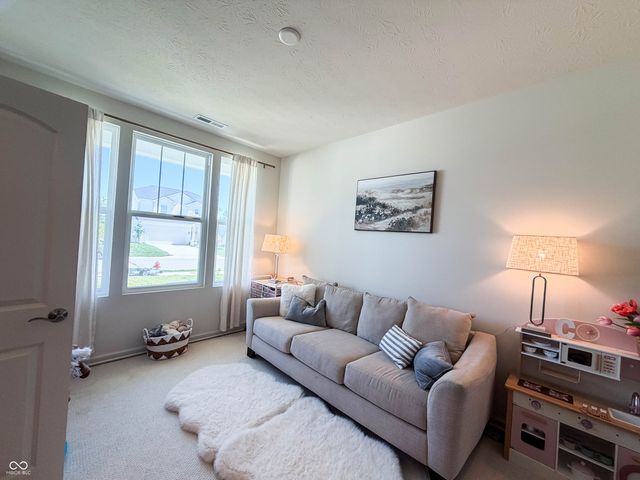 6799 Seattle Slew Drive, Whitestown, IN 46075