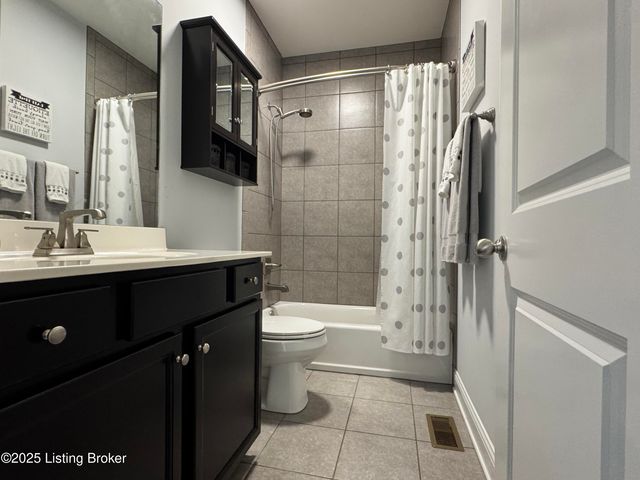 138 Cold Harbor Ct, Mt Washington, KY 40047