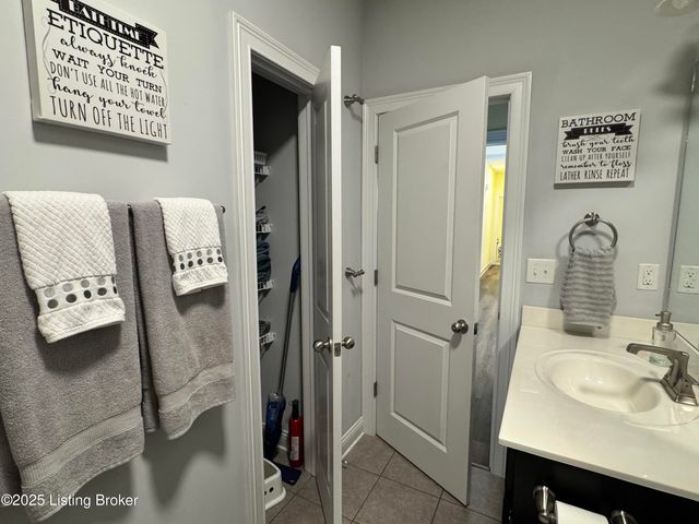 138 Cold Harbor Ct, Mt Washington, KY 40047