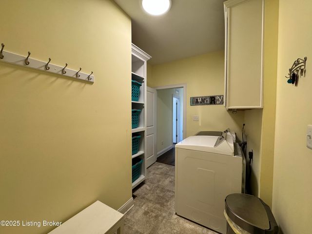 138 Cold Harbor Ct, Mt Washington, KY 40047