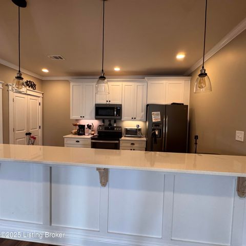 138 Cold Harbor Ct, Mt Washington, KY 40047