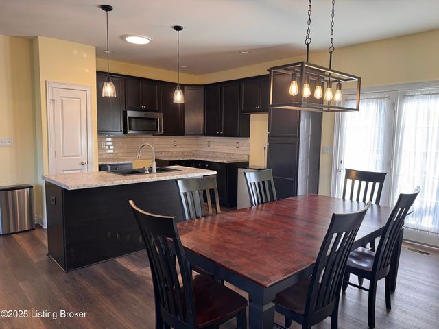 138 Cold Harbor Ct, Mt Washington, KY 40047