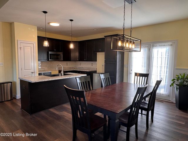 138 Cold Harbor Ct, Mt Washington, KY 40047