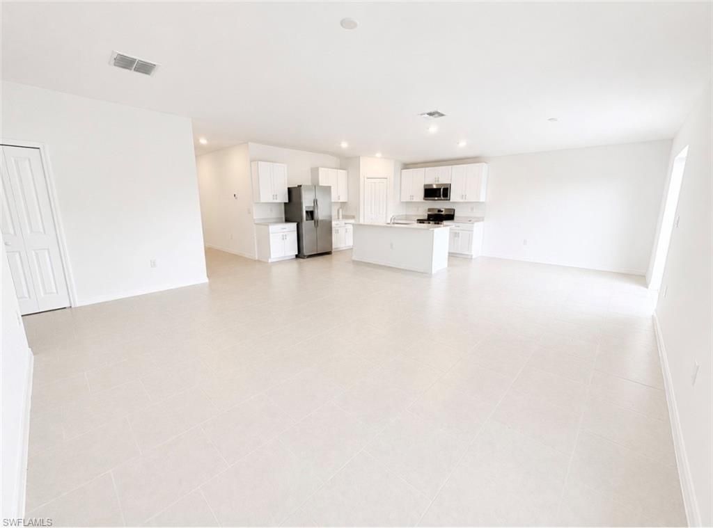 3309 14th ST SW, Lehigh Acres, FL 33976