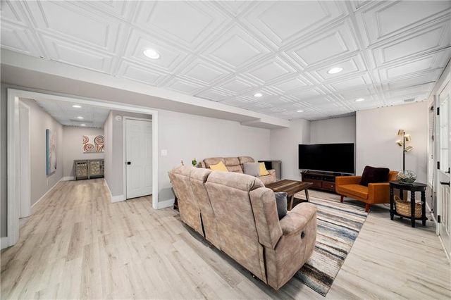 2105 Brookridge Terrace, Alpharetta, GA 30004