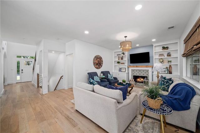 2105 Brookridge Terrace, Alpharetta, GA 30004