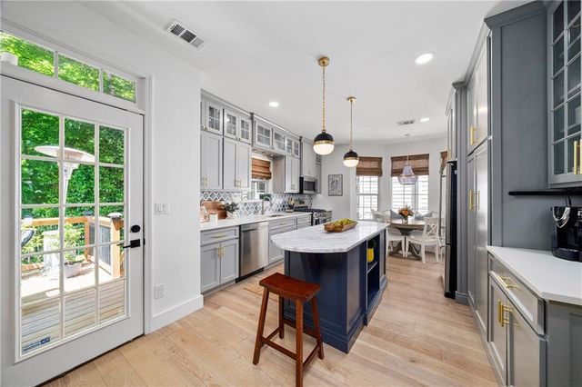 2105 Brookridge Terrace, Alpharetta, GA 30004
