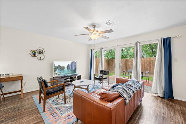 1516 E Red Cedar Circle, The Woodlands, TX 77380