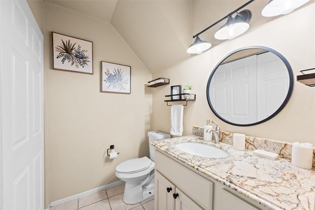 1516 E Red Cedar Circle, The Woodlands, TX 77380