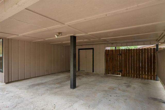 1516 E Red Cedar Circle, The Woodlands, TX 77380