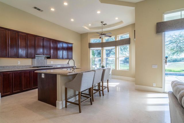 20 Via Bella, Rancho Mirage, CA 92270