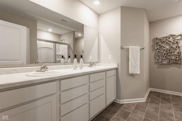 1649 N Regatta Drive, Greenfield, IN 46140