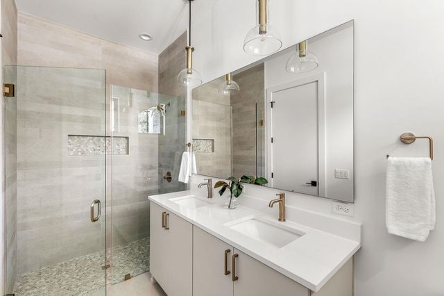 8307 Silver Ridge DR, Austin, TX 78759