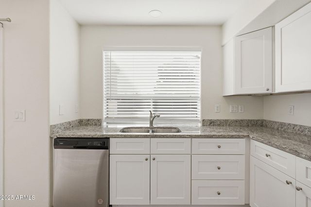 6030 S AGATE Place, Chandler, AZ 85249