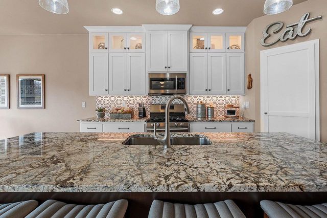 1101 BRANIGAN WAY, Green Bay, WI 54311