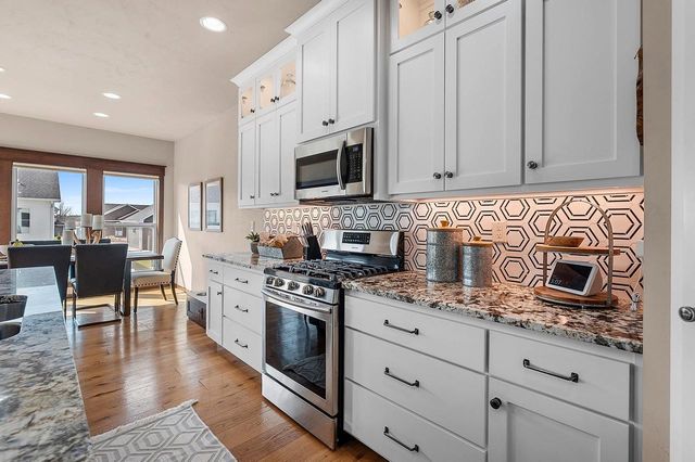 1101 BRANIGAN WAY, Green Bay, WI 54311