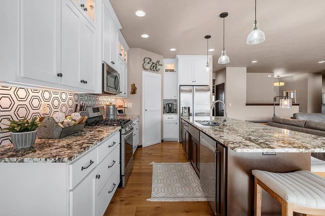 1101 BRANIGAN WAY, Green Bay, WI 54311