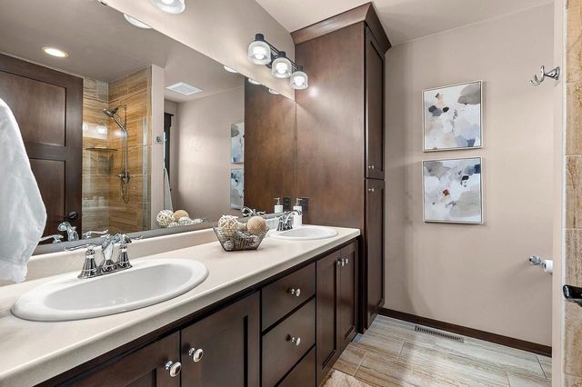 1101 BRANIGAN WAY, Green Bay, WI 54311