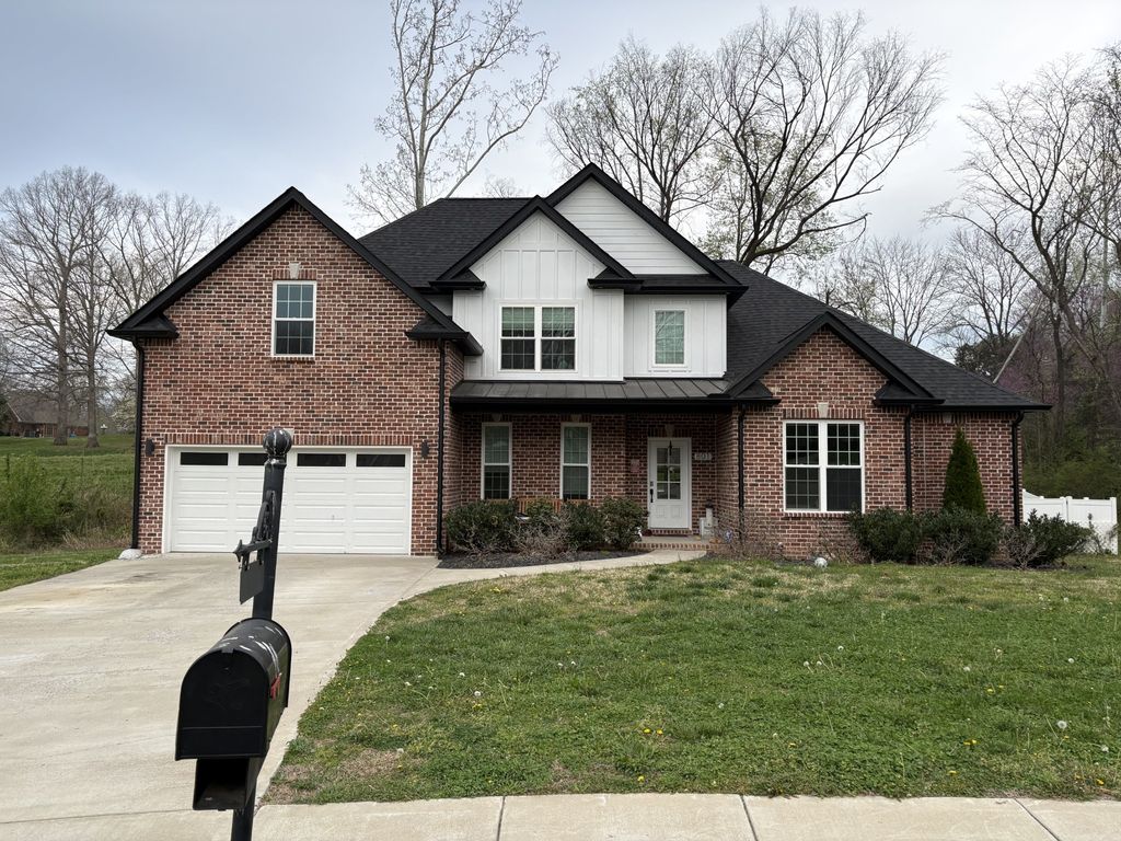 801 Brooke Valley Trce, Clarksville, TN 37043