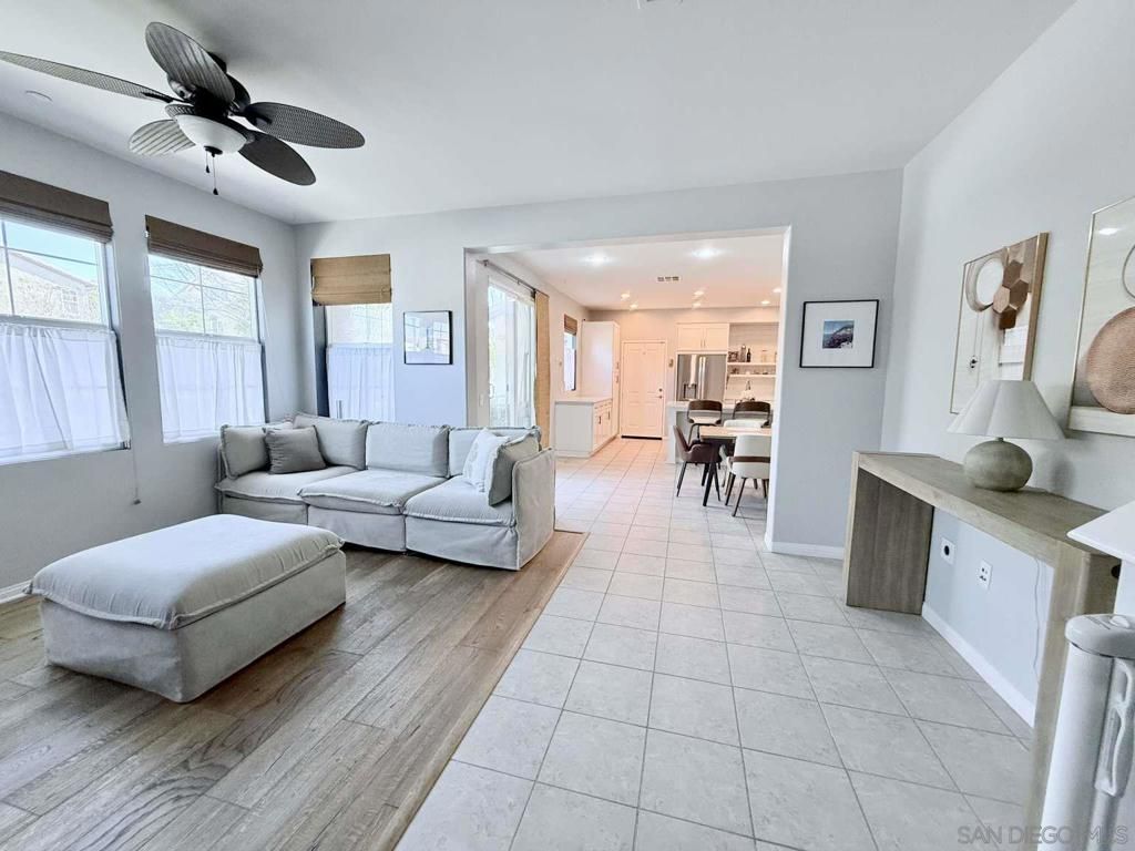 Image 12 of property listing at 3014 N Oxnard Blvd, Oxnard, CA 93036