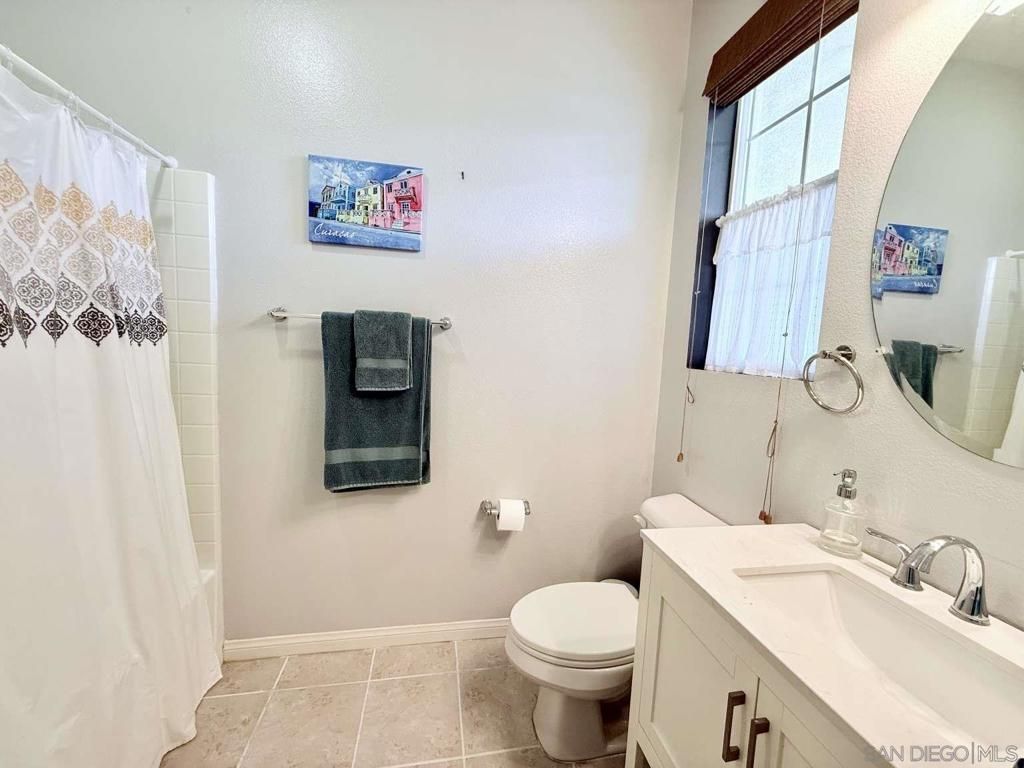 Image 14 of property listing at 3014 N Oxnard Blvd, Oxnard, CA 93036