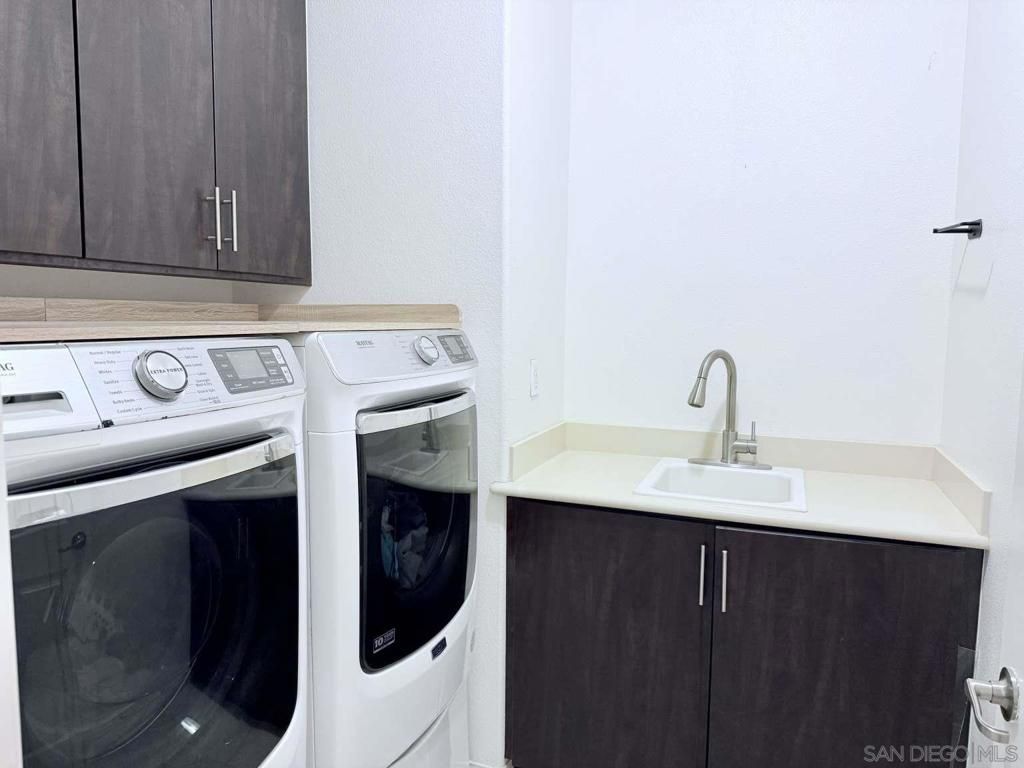 Image 15 of property listing at 3014 N Oxnard Blvd, Oxnard, CA 93036