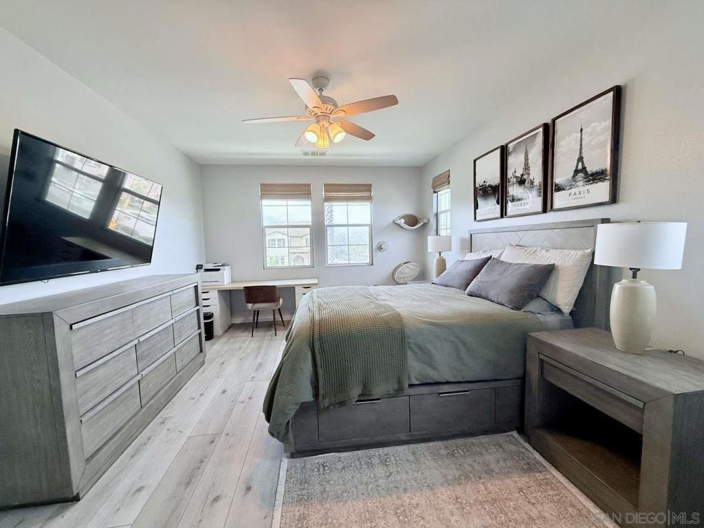 Image 23 of property listing at 3014 N Oxnard Blvd, Oxnard, CA 93036