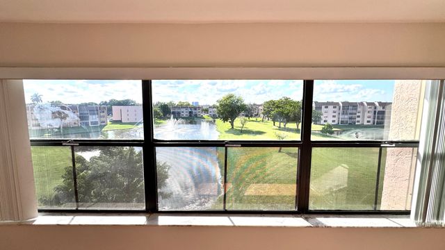 10207 Sunrise Lakes Boulevard 407, Sunrise, FL 33322