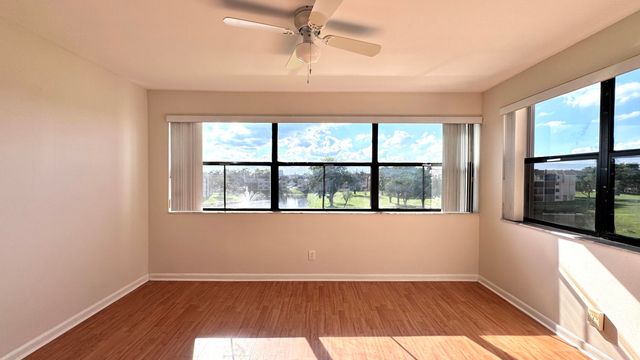 10207 Sunrise Lakes Boulevard 407, Sunrise, FL 33322