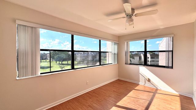 10207 Sunrise Lakes Boulevard 407, Sunrise, FL 33322