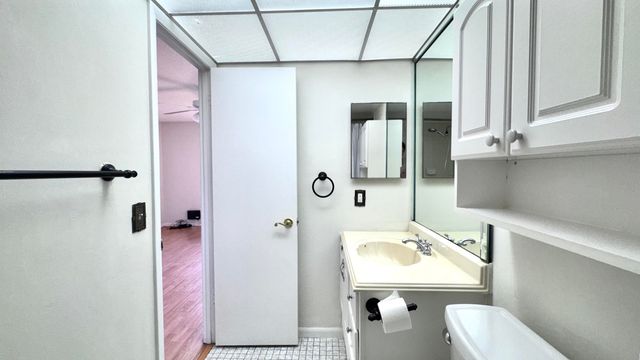 10207 Sunrise Lakes Boulevard 407, Sunrise, FL 33322