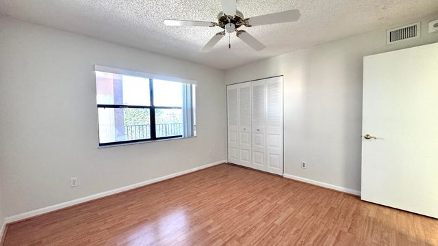 10207 Sunrise Lakes Boulevard 407, Sunrise, FL 33322