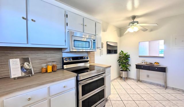 10207 Sunrise Lakes Boulevard 407, Sunrise, FL 33322