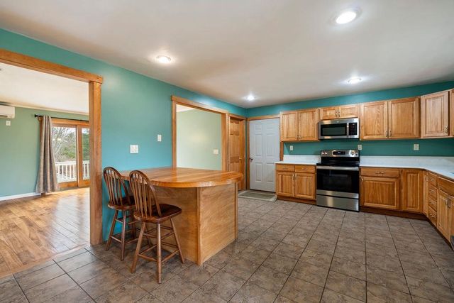 218 County Farm Road, Dover, NH 03820